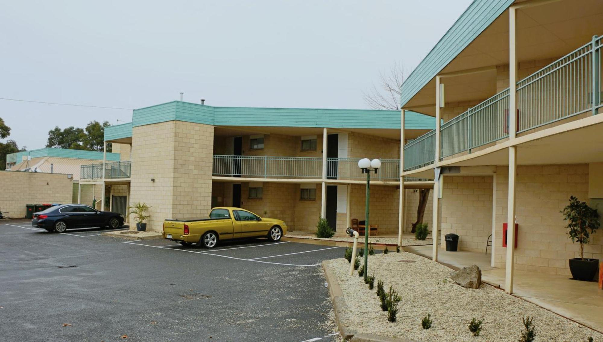 Bendigo Motor Inn Kangaroo Flat ภายนอก รูปภาพ