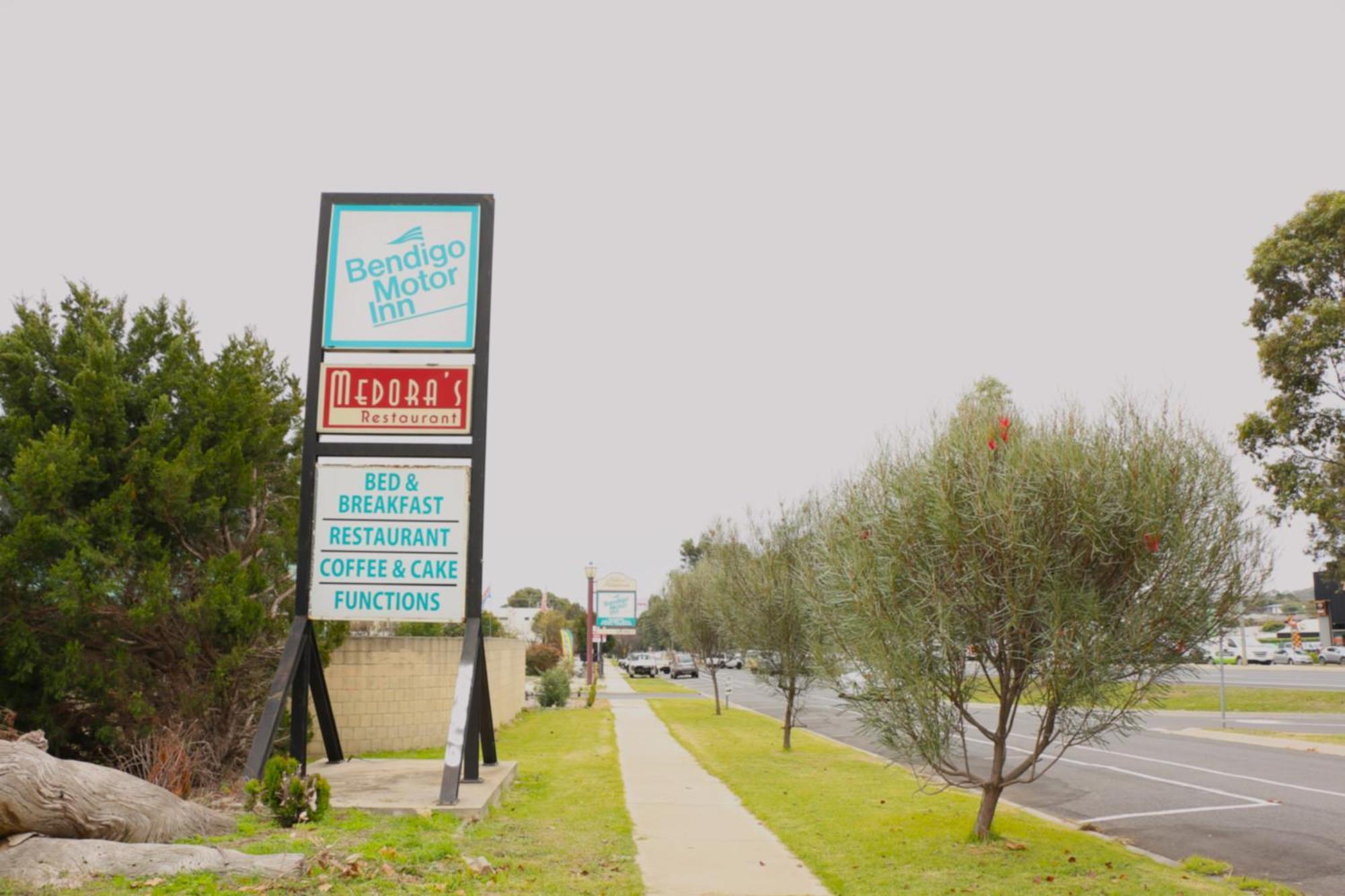 Bendigo Motor Inn Kangaroo Flat ภายนอก รูปภาพ